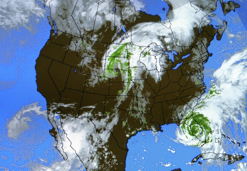 A weather map that shows Hurricane Francis over the state of Florida in 2004